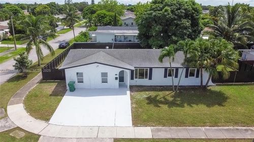 11872 Sw 196th Ter, Miami, FL, 33177-4452 | Card Image