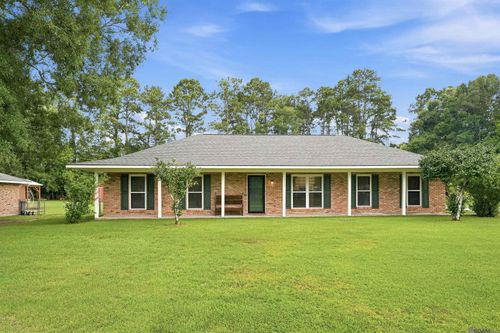 17222 Chickasaw Ave, Greenwell Springs, LA, 70739-6118 | Card Image