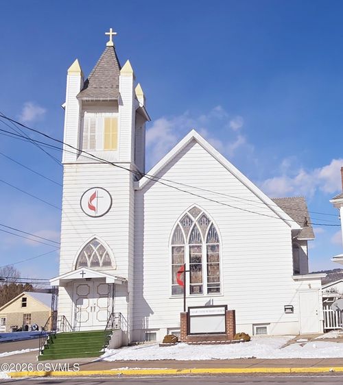 1135 Orange St, Berwick, PA, 18603-3515 | Card Image