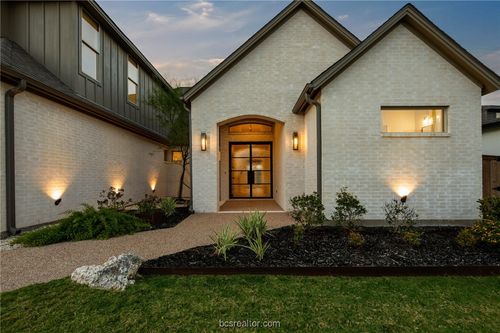 4817 Pearl River Court, College Station, TX, 77845-7086 | Card Image