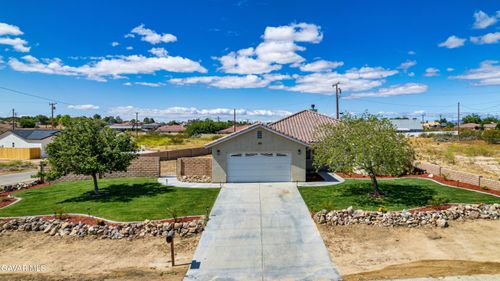10260 Rea Ave, California City, CA, 93505-1429 | Card Image