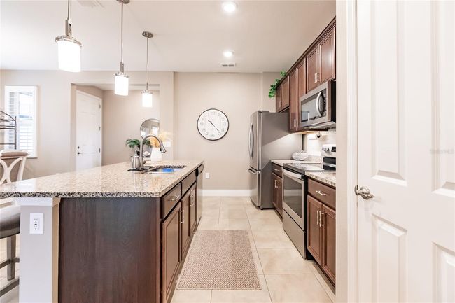 KITCHEN | Image 16