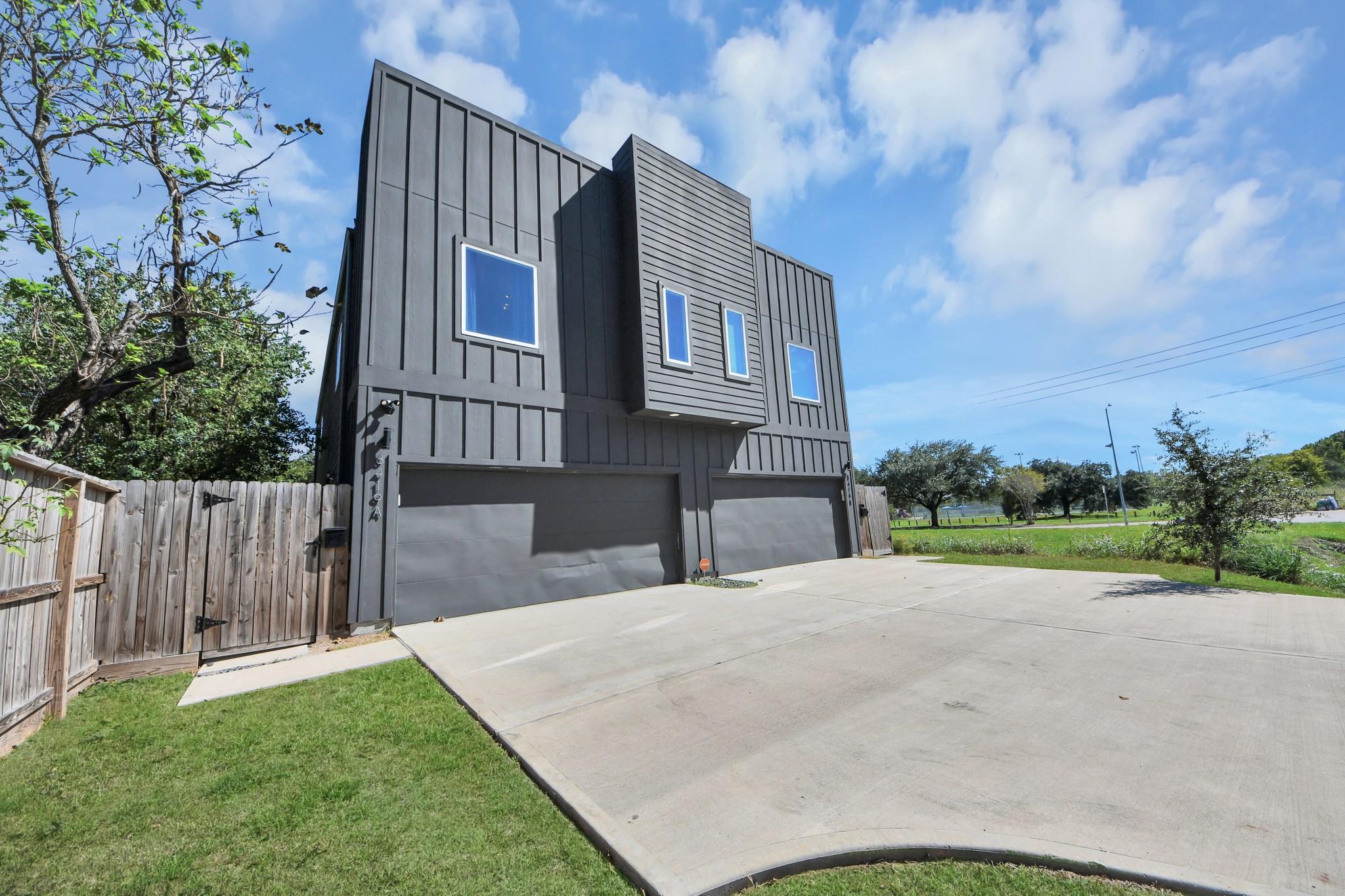 Residential Income in Houston 5