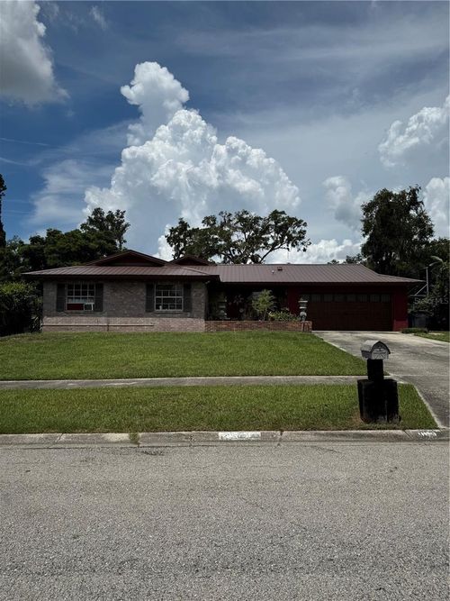904 Check Pl, SEFFNER, FL, 33584-3903 | Card Image