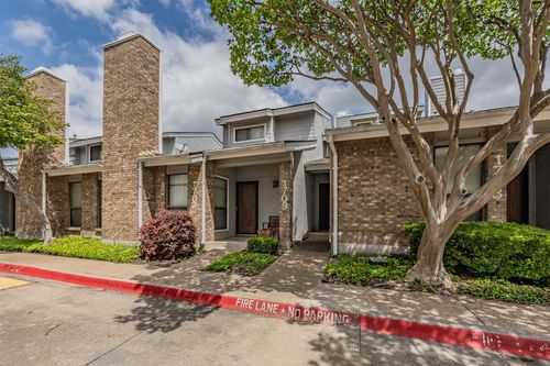 1709-17490 Meandering Way, Dallas, TX, 75252-6153 | Card Image