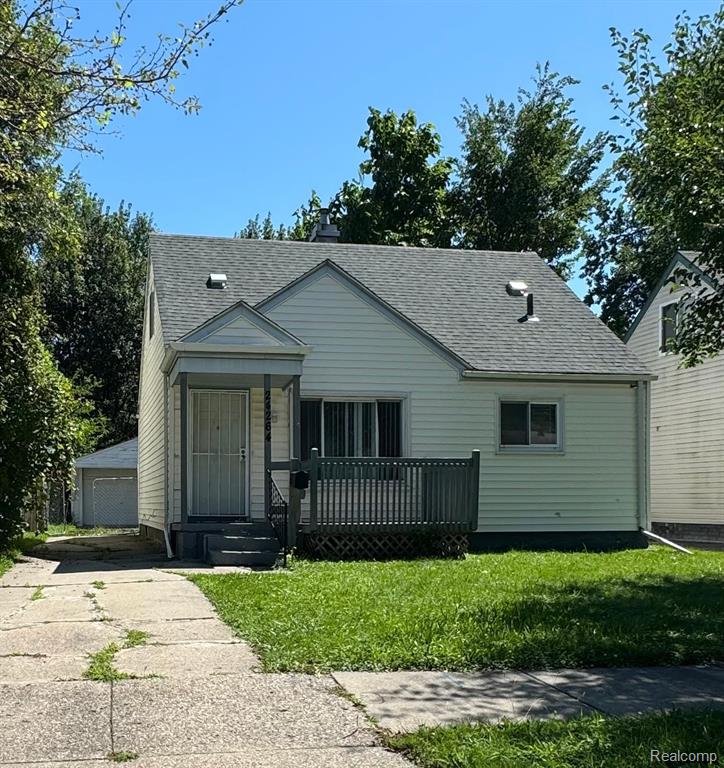 Lauren Ave, Warren, MI 48089