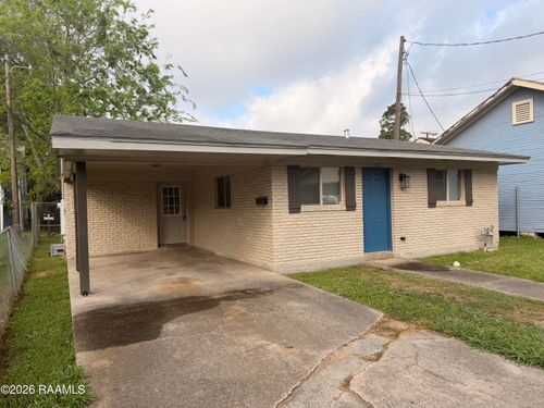 212 Hacker St, New Iberia, LA, 70560-4526 | Card Image