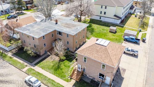 536/538/550 1st St W, Dickinson, ND, 58601-5001 | Card Image