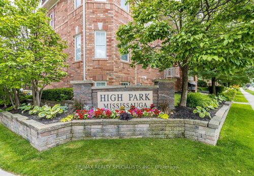 5-614 Shoreline Dr, Mississauga, ON, L5B0A8 | Card Image