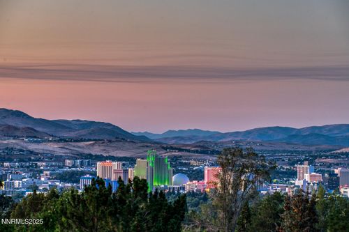 2240 Silver Ridge Dr, Reno, NV, 89509-5073 | Card Image