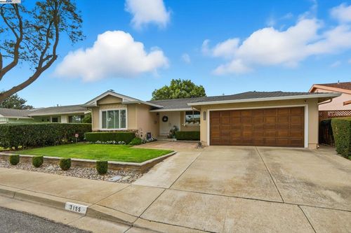 3155 Mackenzie Pl, Fremont, CA, 94536-3534 | Card Image