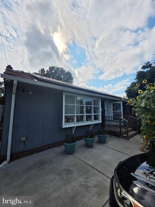 7903 Legation Rd, NEW CARROLLTON, MD, 20784-2928 | Card Image