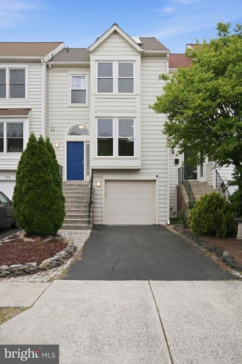 506 Dakota Dr, HERNDON, VA, 20170-5470 | Card Image