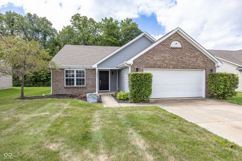 1551 Whisler Dr, Greenfield, IN, 46140-7289 | Card Image