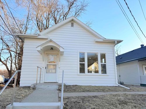 2822 2nd St, Sioux City, IA, 51105-3503 | Card Image