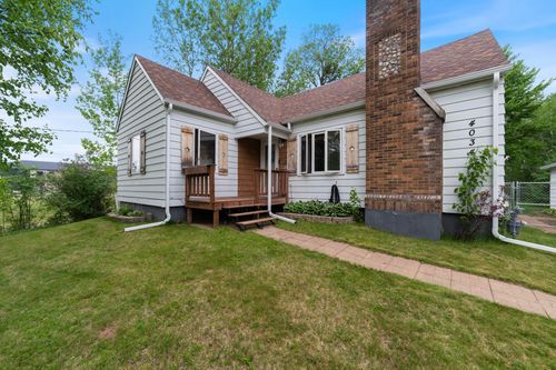 4034 Haines Rd, Duluth, MN, 55811-1749 | Card Image