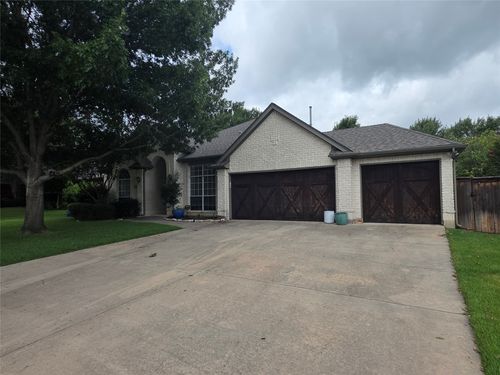 2717 Cliffwood Dr, Grapevine, TX, 76051-2427 | Card Image