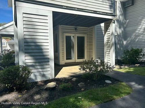 45 Sugar Maple Ln, Saugerties, NY, 12477-9329 | Card Image