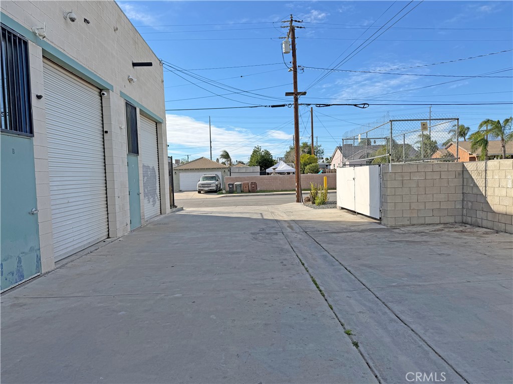 Commercial Lease in Colton 4
