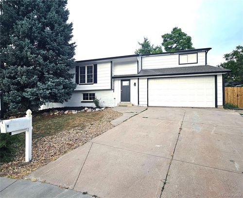 16325 E Alabama Dr, Aurora, CO, 80017-4156 | Card Image
