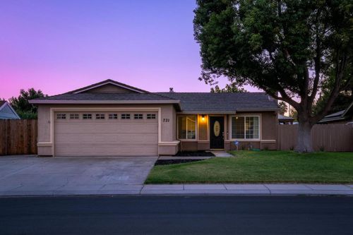 731 Dixie Ln, Ripon, CA, 95366-3201 | Card Image