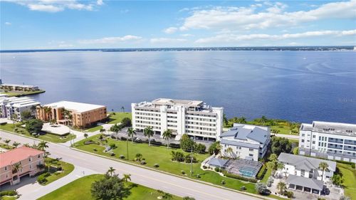 apt-2f-1500 Park Beach Cir, PUNTA GORDA, FL, 33950-5260 | Card Image