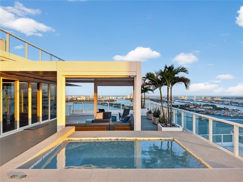 apt-4104-2020 N Bayshore Dr, Miami, FL, 33137-5178 | Card Image