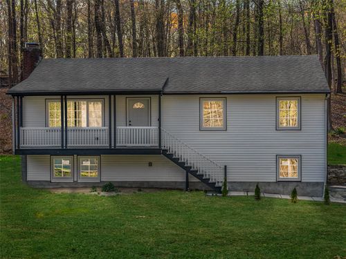 48 Lockwood Rd, South Salem, NY, 10590-2328 | Card Image