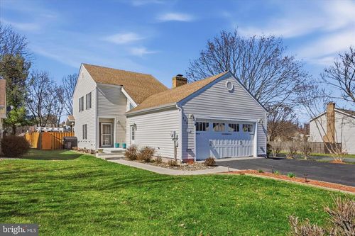 100 Karakul Ct, STEPHENS CITY, VA, 22655-2573 | Card Image