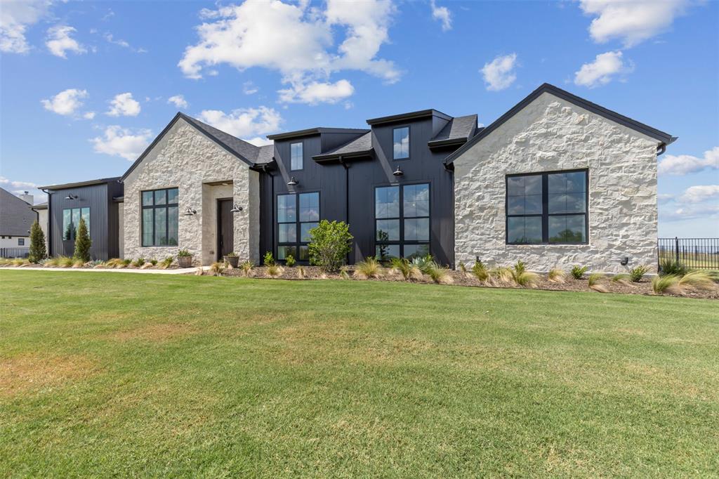 Angelina Dr, Aledo, TX 76008
