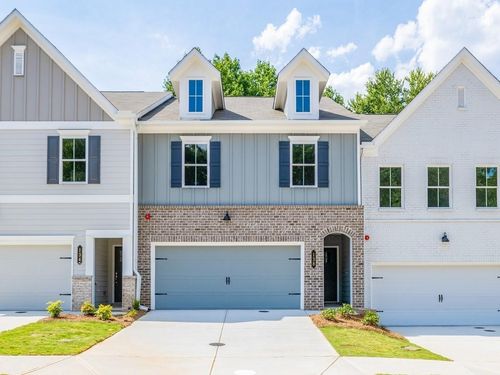 192 Bluffington Way, Marietta, GA, 30066-6048 | Card Image