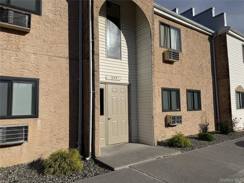 d-29 Scarborough Ln, Wappingers Falls, NY, 12590-5149 | Card Image