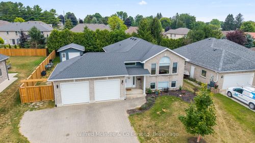 362 Westwood Dr, Walkerton, ON, N0G2V0 | Card Image