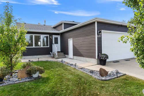 4317 47 Avenue, Mayerthorpe, AB, T0E1N0 | Card Image