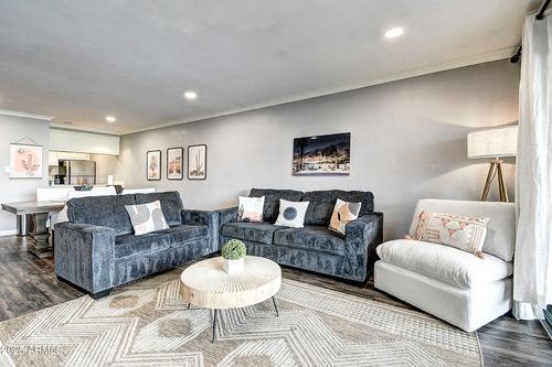 b203-7625 E Camelback Rd, Scottsdale, AZ, 85251-2105 | Card Image