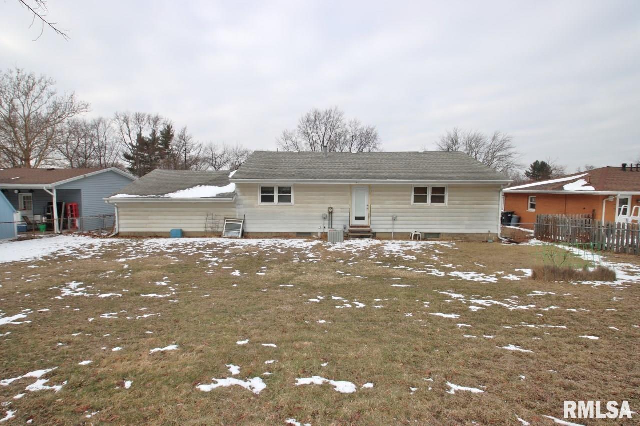 Residential in Pekin 4