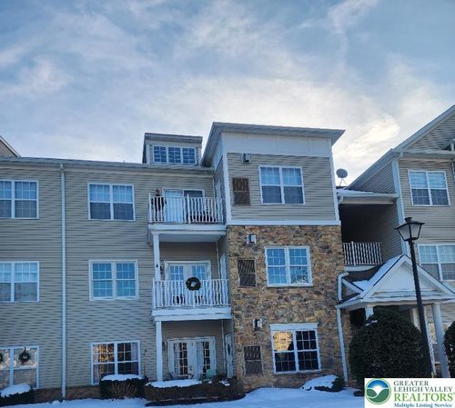 711 Eden Ter, Williams Twp, PA, 18042-6971 | Card Image