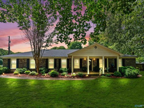 127 Wingfield Dr, Madison, AL, 35758-1285 | Card Image