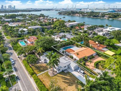 111 E 1st Ct, House other with 3 bedrooms, 3 bathrooms and null parking in Miami Beach FL | Image 2