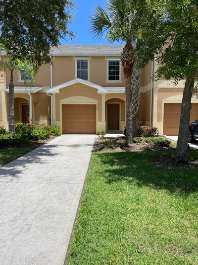 102 - 2785 Reston Street, Townhouse with 2 bedrooms, 2 bathrooms and null parking in Melbourne FL | Image 2