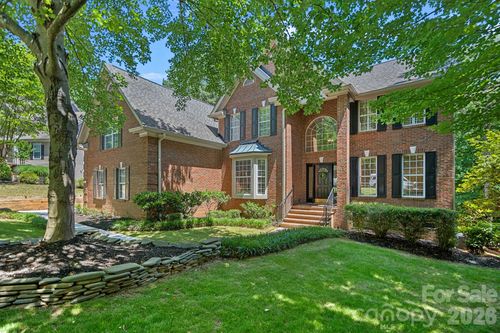 192 Sunrise Cir, Mooresville, NC, 28117-6675 | Card Image