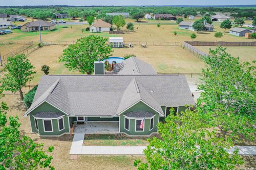 160 Rock Dove Dr, Lytle, TX, 78052-3906 | Card Image