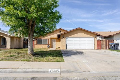 44415 Watford Avenue, Lancaster, CA, 93535 | Card Image