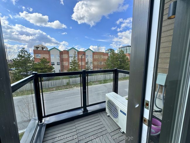 306 - 10 Halliford Pl, Condo with 2 bedrooms, 2 bathrooms and 1 parking in Brampton ON | Image 10