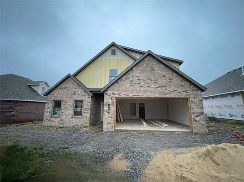 2304 N Presley St, Siloam Springs, AR, 72761 | Card Image
