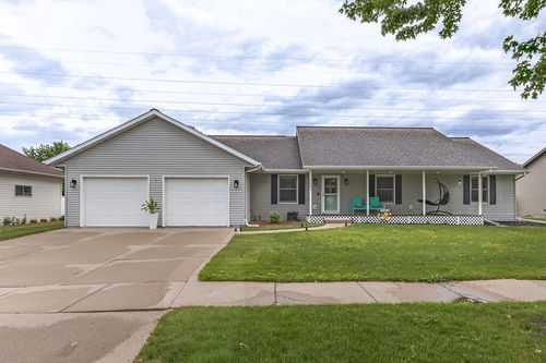1500 Cliffview Avenue, ONALASKA, WI, 54650 | Card Image