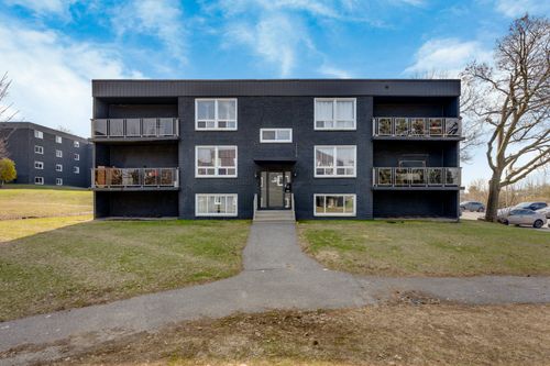 204-94 Ch Eardley, Gatineau, QC, J9H4K2 | Card Image