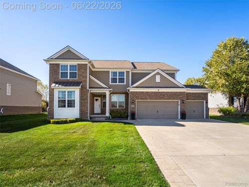2130 Findley Cir, Lake Orion, MI, 48360-1254 | Card Image