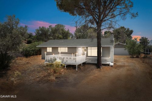 4820 W Avenue L14, Quartz Hill, CA, 93536-3549 | Card Image