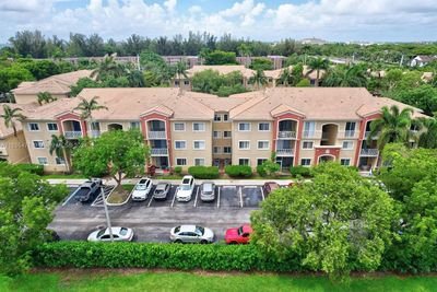 321 - 7085 Nova Dr, Condo with 3 bedrooms, 2 bathrooms and null parking in Davie FL | Image 2